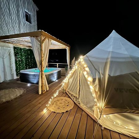 Love Room Tente Lodge Spa Mfg Chez C&C, Exclusivement Reservee Aux Adultes Cantaron Экстерьер фото