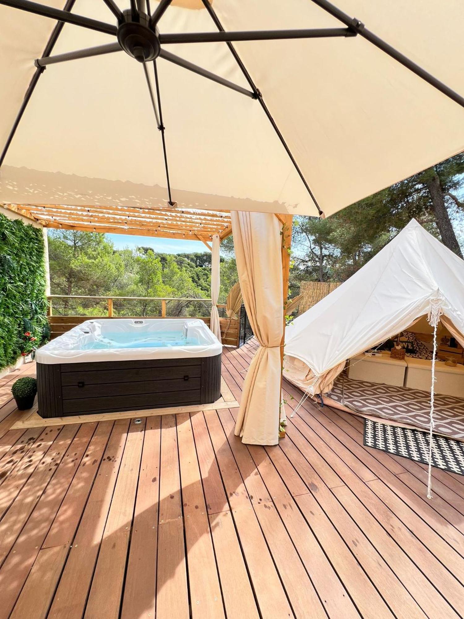 Love Room Tente Lodge Spa Mfg Chez C&C, Exclusivement Reservee Aux Adultes Cantaron Экстерьер фото